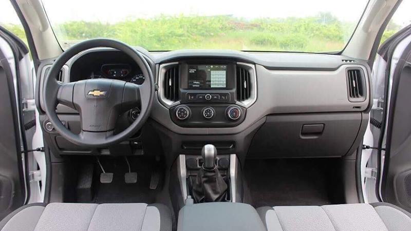 Chi tiết Chevrolet Colorado 2.5L 4x2 AT LT 2018 số tự động, 1 cầu - Ảnh 4