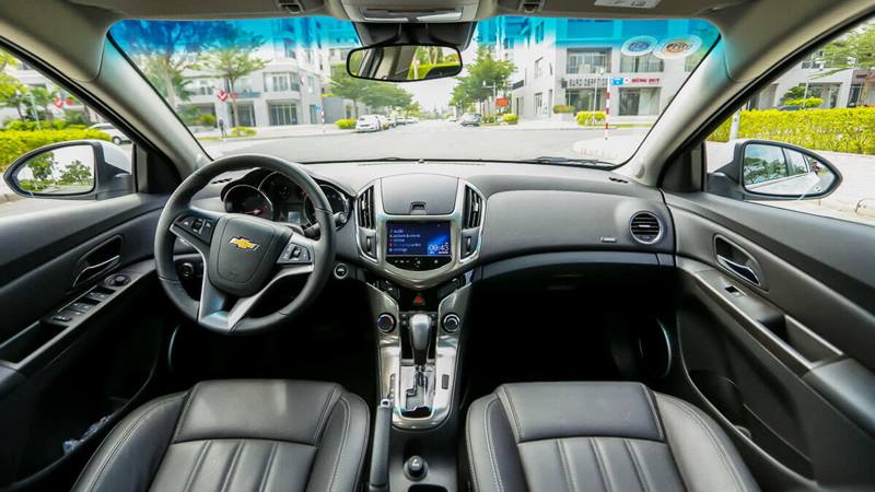 Giá xe Chevrolet Cruze 2018 tại Việt Nam - LT MT và LTZ AT - Ảnh 4