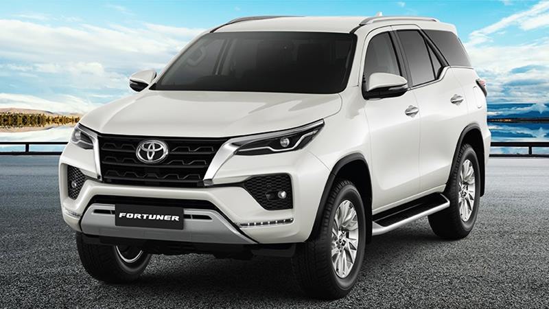 Chi tiết xe Toyota Fortuner Máy Xăng 2021 mới tại Việt Nam