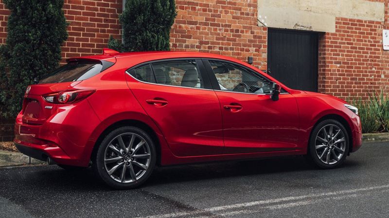 Mazda 3 cũ đời 2017: Phiên bản cao cấp trong tầm giá 600 triệu