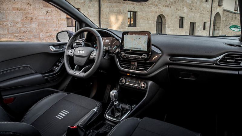 Những điểm nổi bật trên Ford Fiesta 2018 phiên bản mới - Ảnh 4