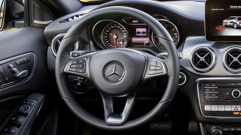 Những điểm nổi bật trên Mercedes GLA 2018 phiên bản mới - Ảnh 10