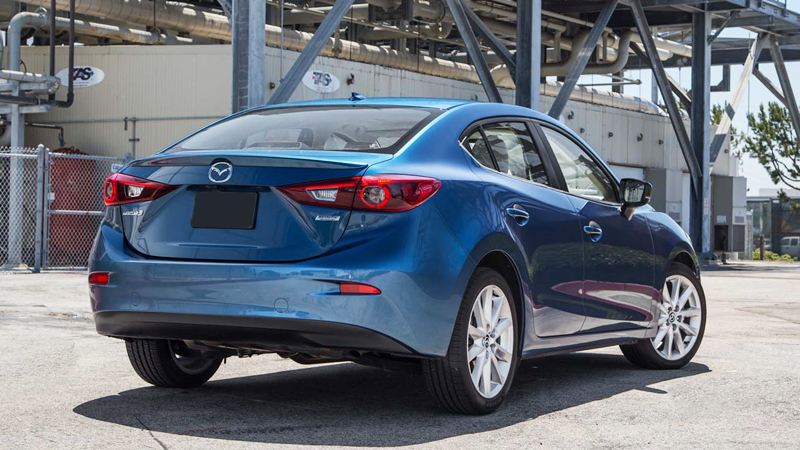 So sánh xe Mazda 3 và Toyota Altis 2018 - Ảnh 7