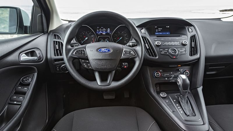Ford Focus 2017 bản Trend giá mềm trang bị động cơ Ecoboost - Ảnh 2