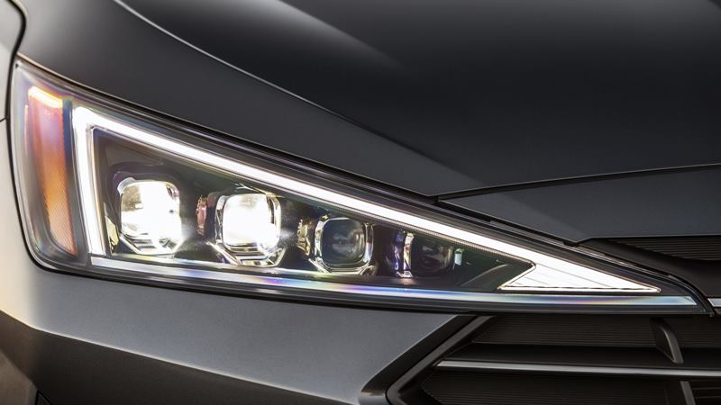 Hình ảnh chi tiết xe Hyundai Elantra 2019 mới - Ảnh 6
