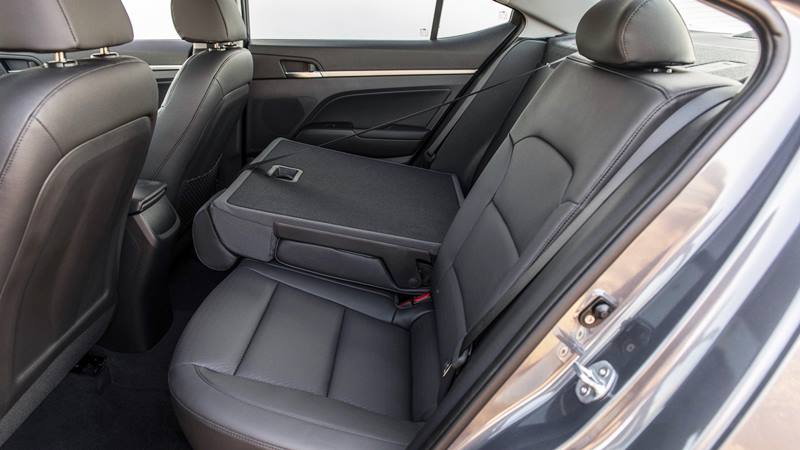 Hyundai Elantra 2019 phiên bản mới nâng cấp - Ảnh 6