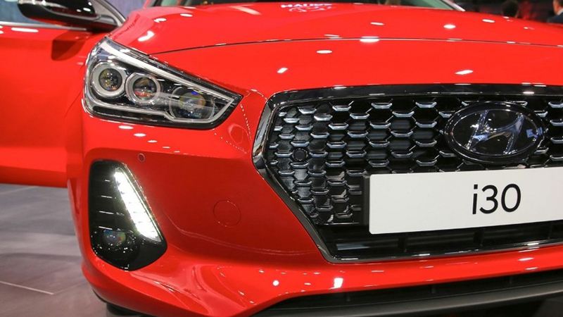 Hyundai i30 2017 hoàn toàn mới cạnh tranh Mazda 3 - Ảnh 3