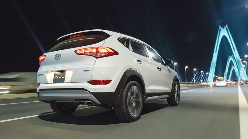 Hyundai Tucson CKD 2018 khuyến mãi giảm giá đến 130 triệu đồng - Ảnh 2
