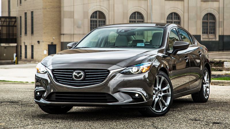 Bảng giá và chương trình khuyến mãi mua xe Mazda tháng 3/2017 - Ảnh 1