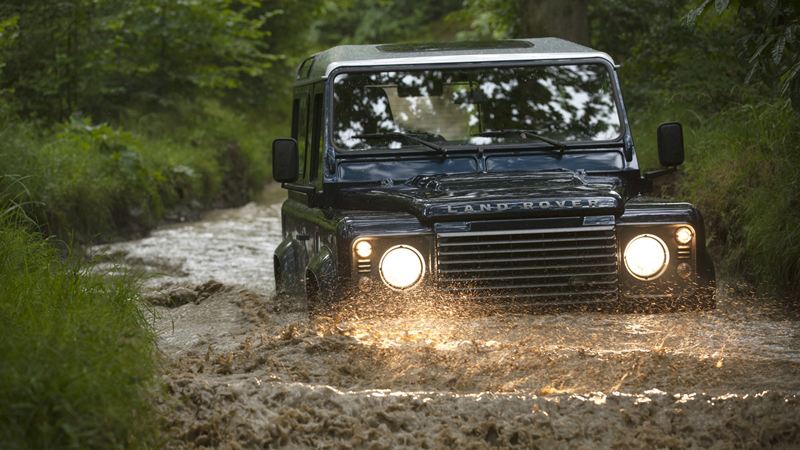 Khả năng lội nước các dòng xe Land Rover - Ảnh 2