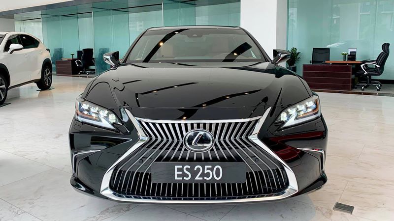 Thông số kỹ thuật và trang bị Lexus ES 2020 mới tại Việt Nam - Ảnh 2