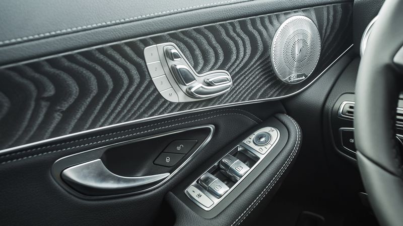 Hình ảnh chi tiết Mercedes GLC 300 AMG 2016 có giá 1,919 tỷ đồng - Ảnh 14