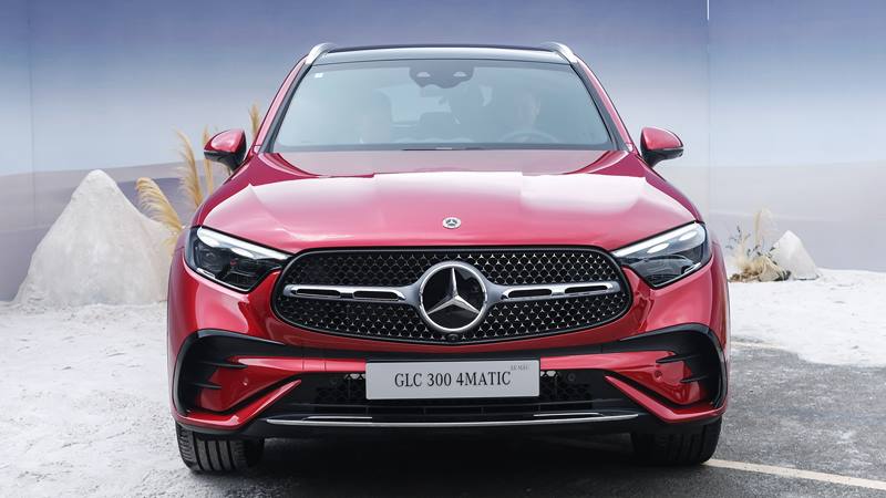 Giá bán xe Mercedes GLC 2023 tại Việt Nam từ 2,3 tỷ đồng - Ảnh 7