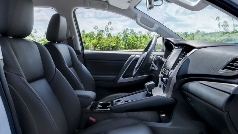 Mitsubishi Pajero Sport 2020 mới nâng cấp thiết kế và trang bị - Ảnh 5