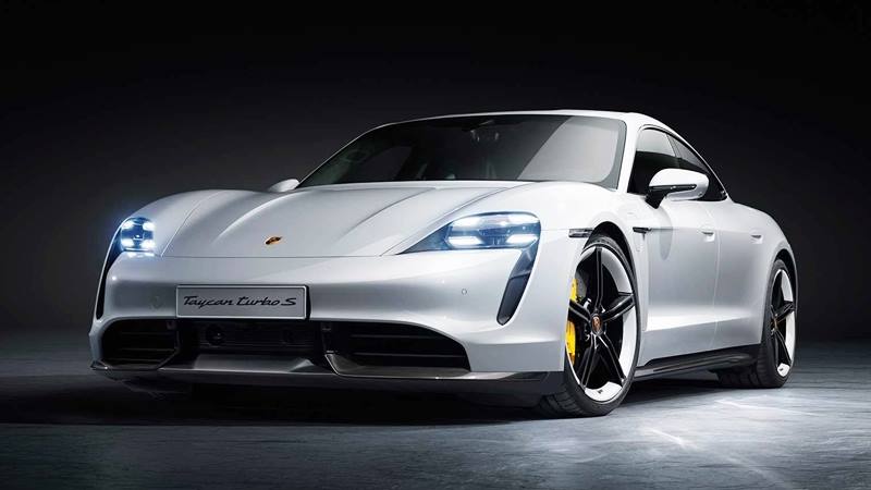 Giá bán xe điện Porsche Taycan tại Việt Nam từ 5,7 tỷ đồng - Ảnh 2