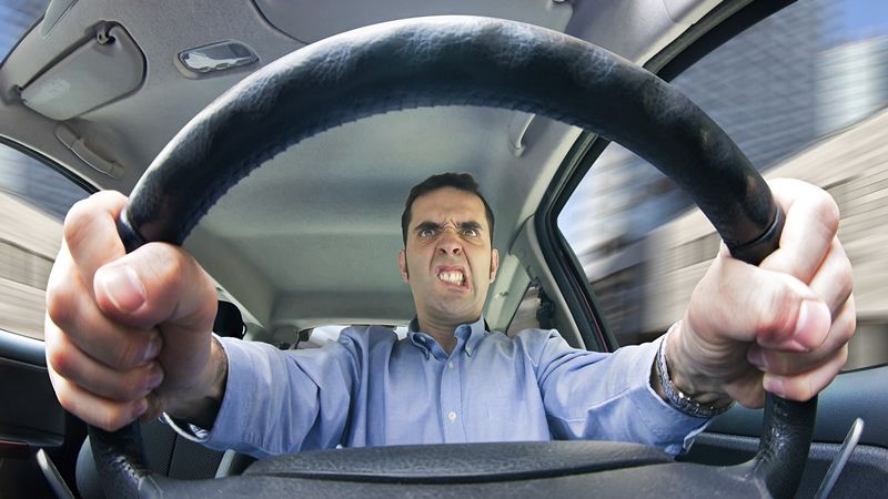 Làm thế nào để tăng sự an toàn khi lái xe ô tô trên đường - Ảnh 3