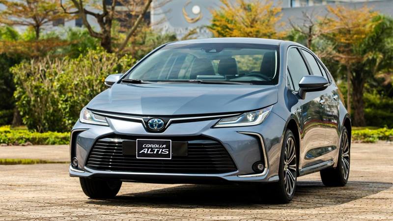 Thông số kỹ thuật và trang bị xe Toyota Corolla Altis 2022 - Ảnh 2