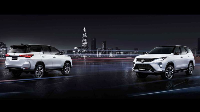 Toyota Fortuner 2021 mới nâng cấp - thêm phiên bản Legender - Ảnh 1