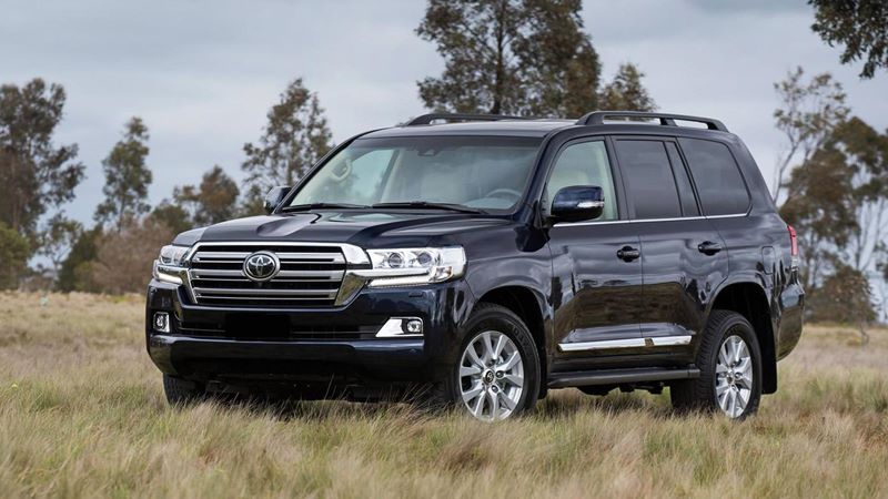 2019 Toyota Land Cruiser Specs Price MPG  Reviews  Carscom