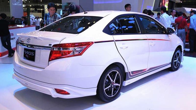 Toyota Vios TRD 2017 bán ra tại Việt Nam, giá 644 triệu đồng - Ảnh 4