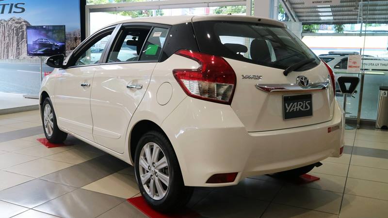 Giá xe Toyota Yaris 2018 tại Việt Nam - Yaris E CVT và Yaris G CVT - Ảnh 2