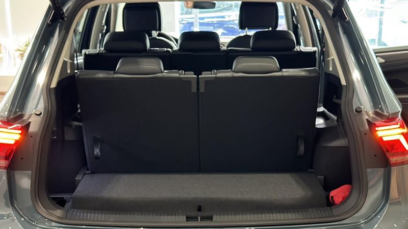 Thông số kỹ thuật và trang bị xe Volkswagen Tiguan 2023 - Ảnh 8