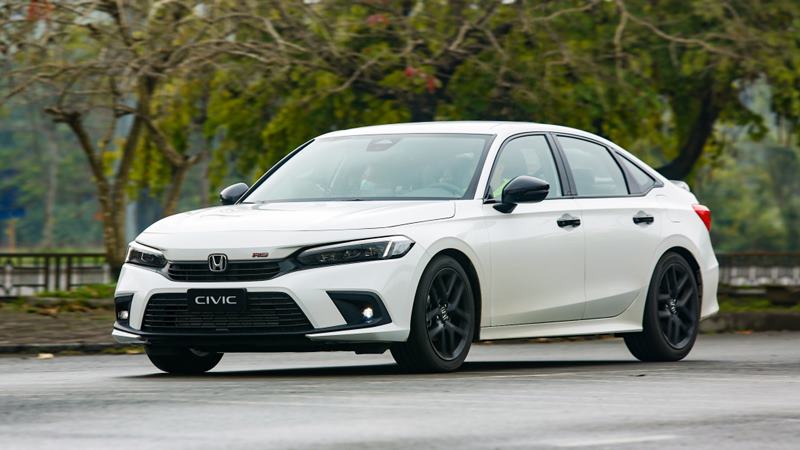 So sánh giá xe Toyota Corolla Altis 2022 với Mazda3, Civic, K3, Elantra - Ảnh 4